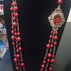 Elegant Red Pearl, and Large Rhinestone Medallion , Necklace.NWOT
